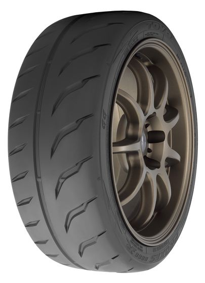 Шина TOYO PROXES R888R 315/30R20 20R летняя Шина TOYO PROXES R888R 315/30R20 20R летняя